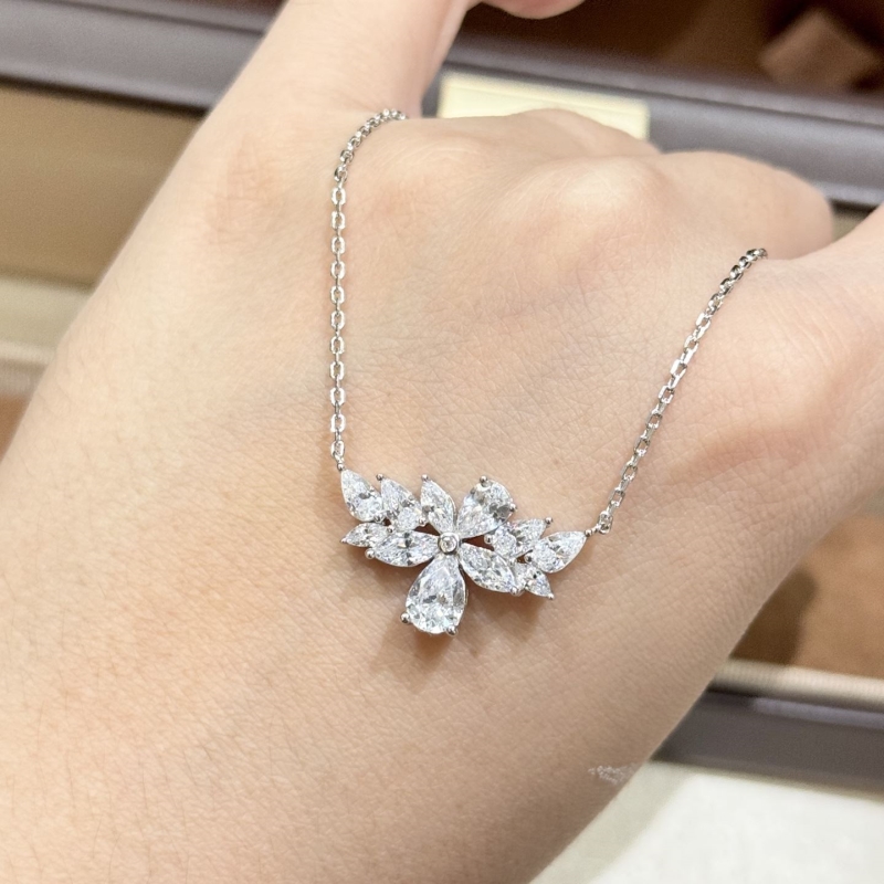 HARRY WINSTON